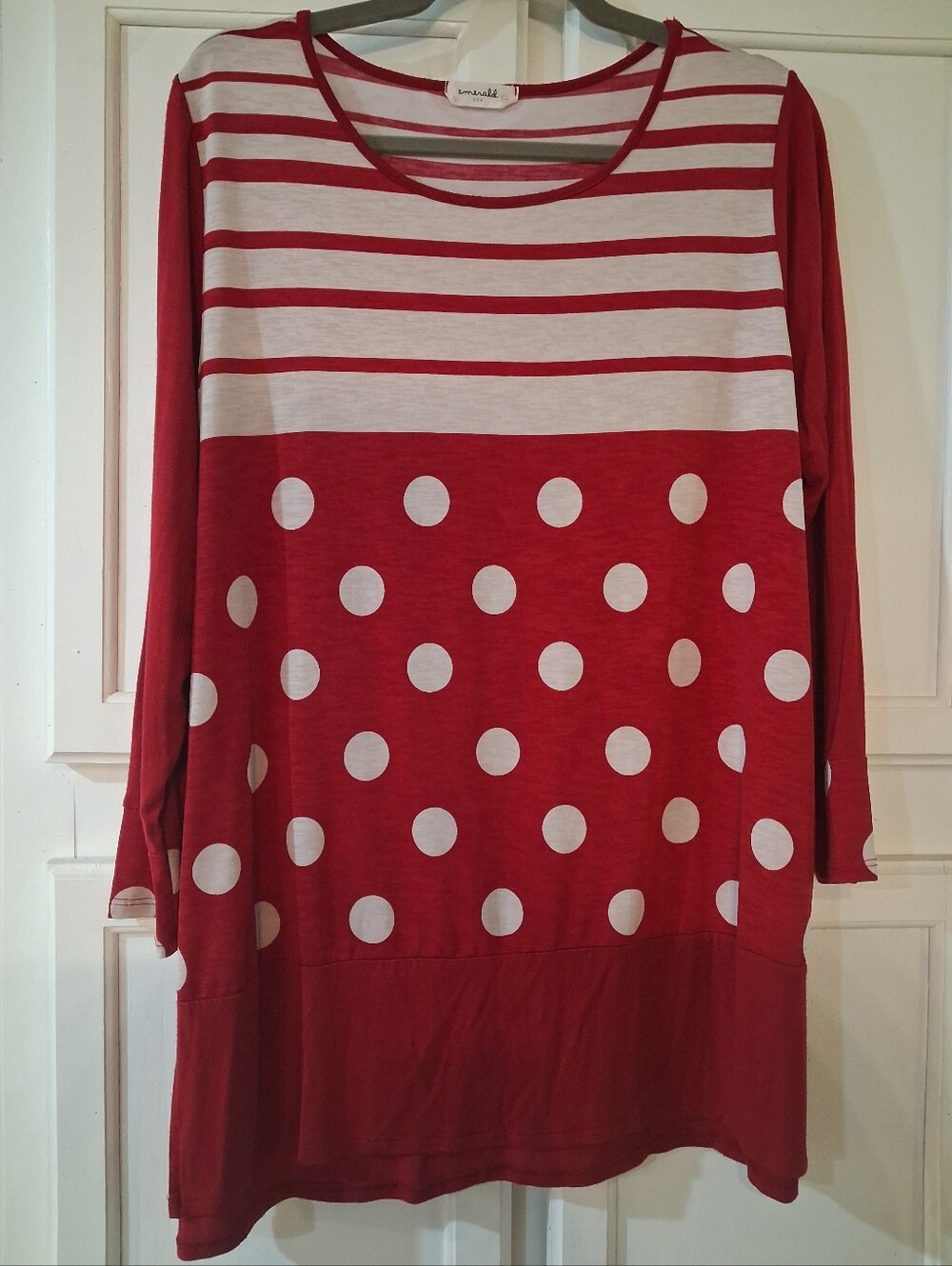 Emerald Brand 3/4 Sleeve, Mixed Pattern, Cream & Red Size 2X